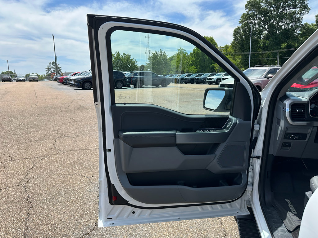 Used 2022 Ford F150 XLT w/ Equipment Group 301A Mid AWD/4WD image 6