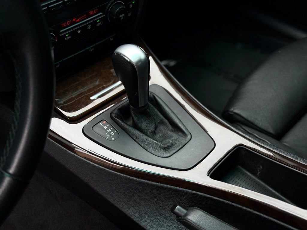 Used 2006 BMW 330xi Sedan image 40