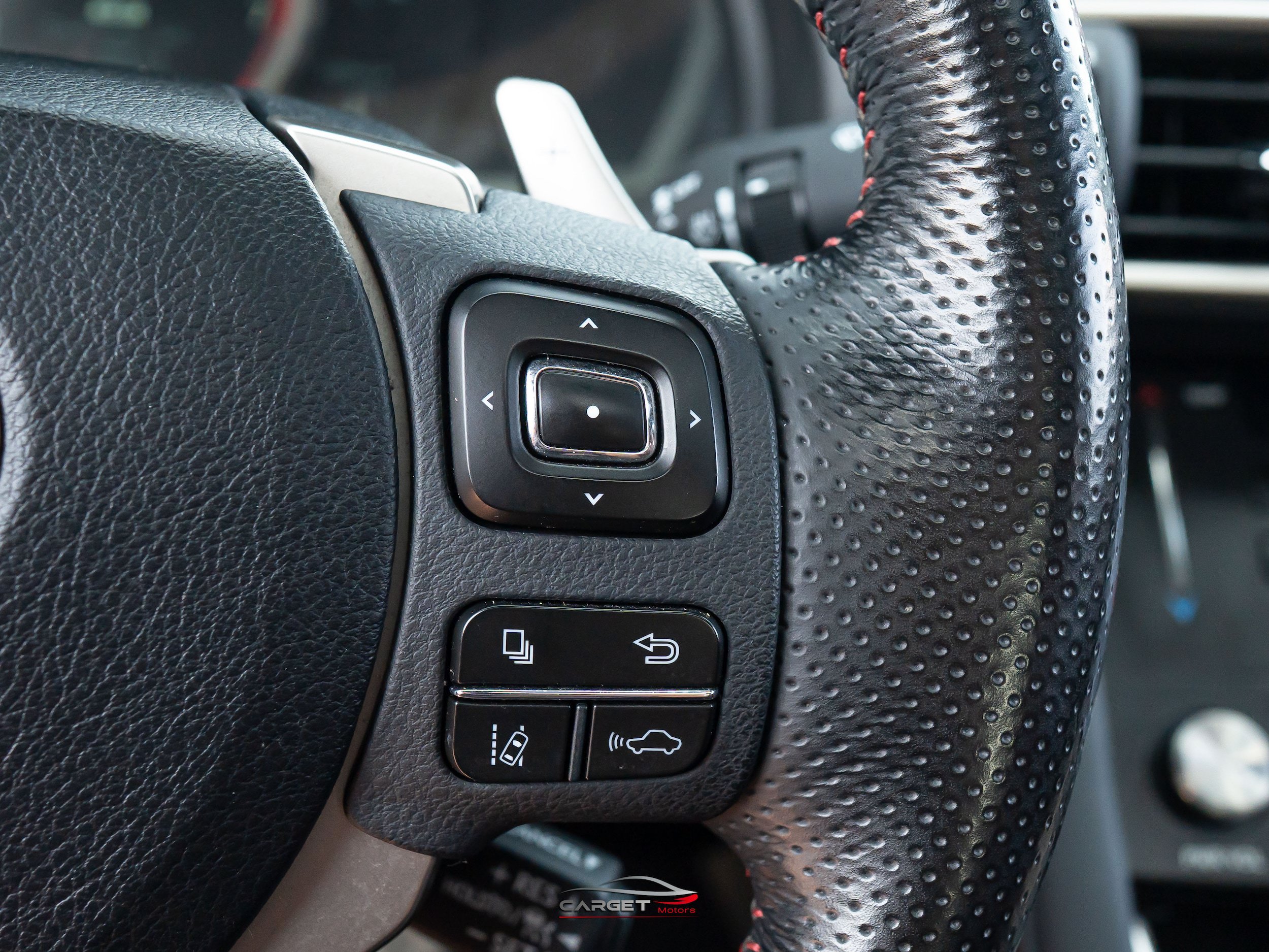 Used 2018 Lexus IS 300 F Sport w/ F Sport Package AWD/4WD image 25