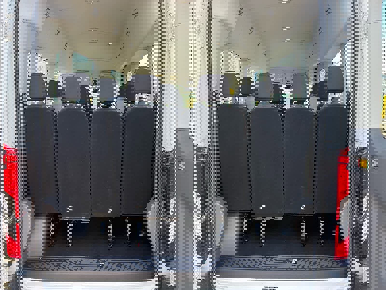 Used 2021 Ford Transit 350 XLT image 21