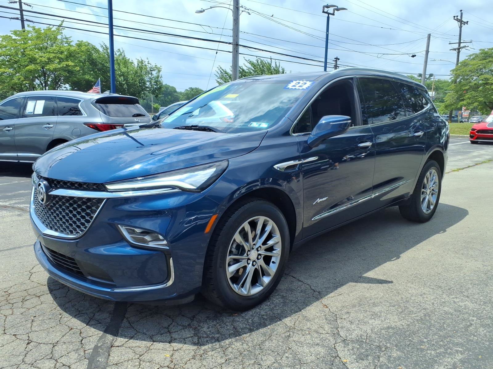 Used 2022 Buick Enclave Avenir w/ Avenir Technology Package AWD/4WD image 5