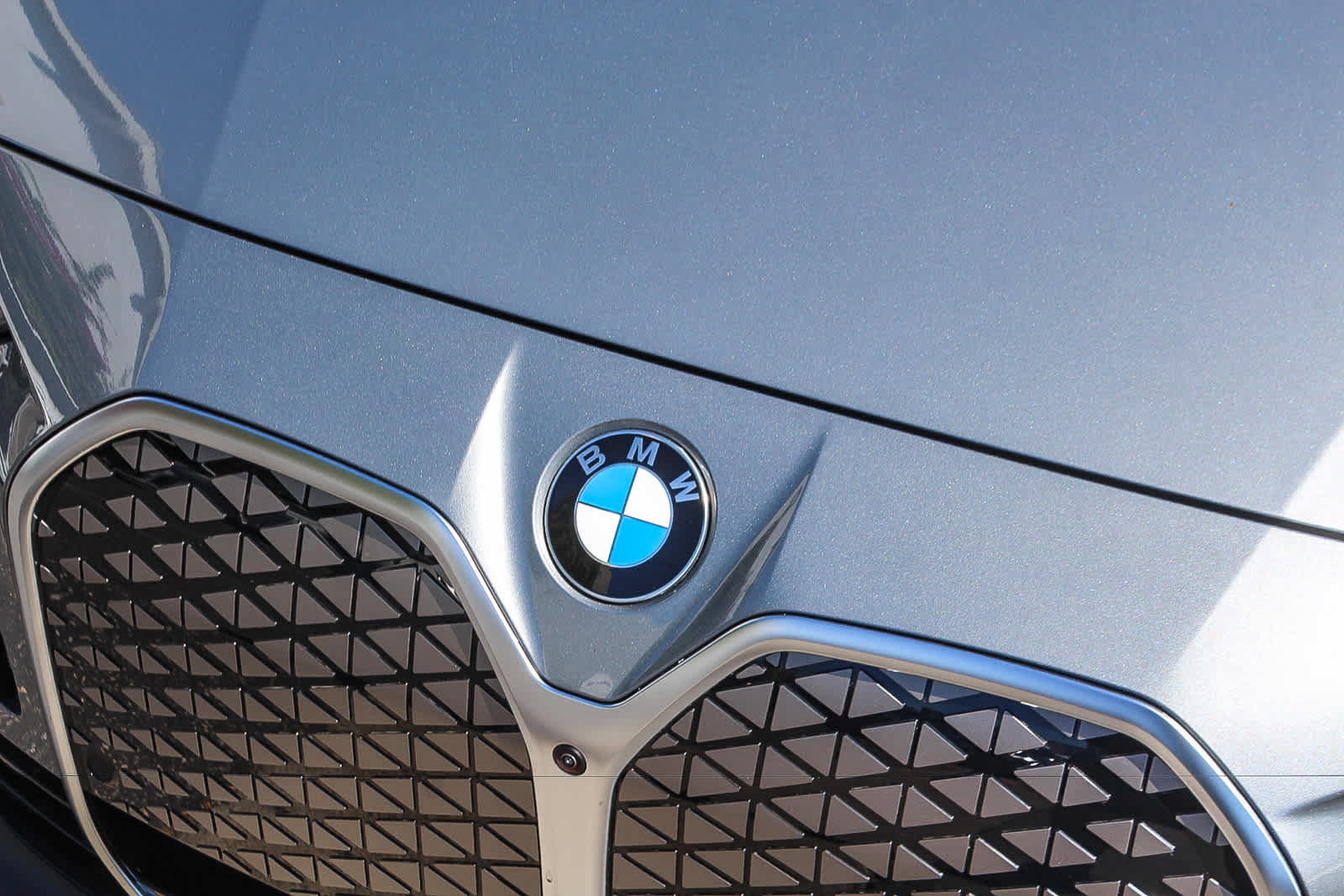 New 2026 BMW i4 eDrive40 w/ Premium Package RWD image 11