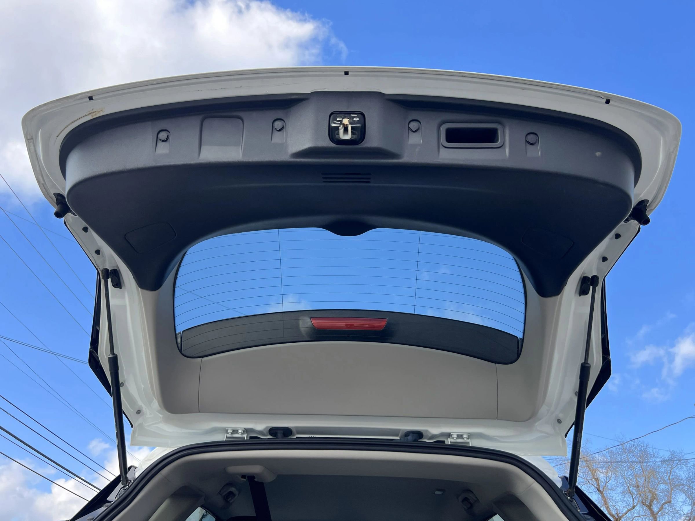 Used 2024 Nissan Murano SV w/ SV Midnight Edition Package image 11