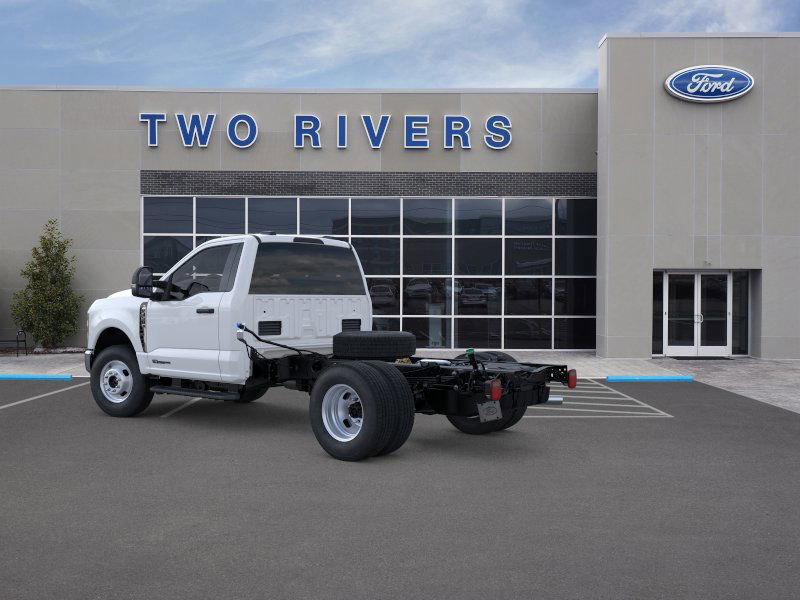 New 2026 Ford F350 XL w/ XL Chrome Package image 4