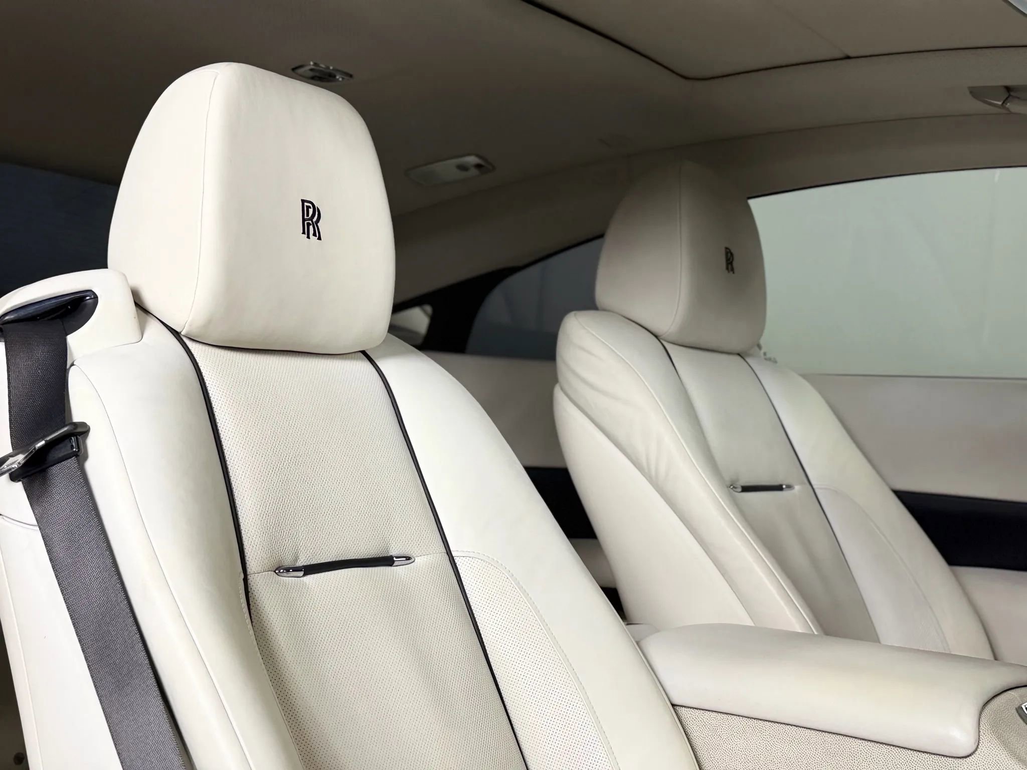 Used 2014 Rolls-Royce Wraith image 22