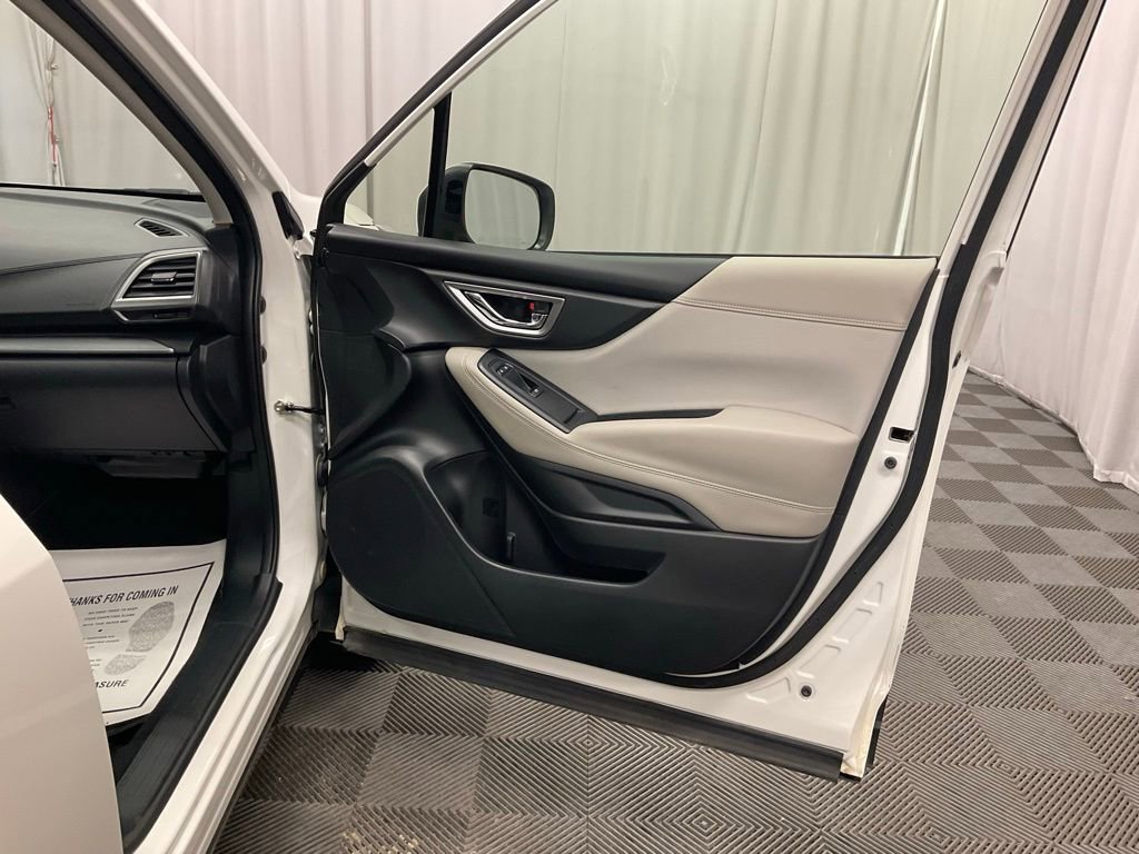 Used 2023 Subaru Forester Premium image 32