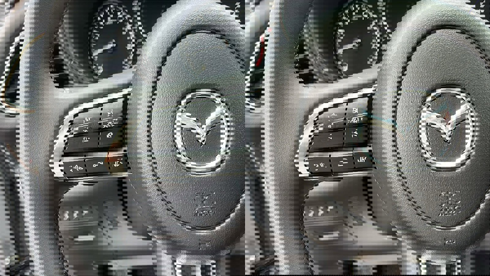 Certified 2025 MAZDA CX-30 AWD 2.5 S w/ Premium Package image 12