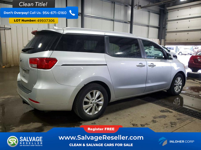 Used 2016 Kia Sedona LX w/ Option Group 020 FWD image 4