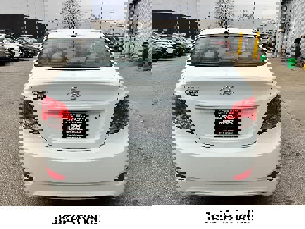 Used 2014 Hyundai Accent GLS image 5