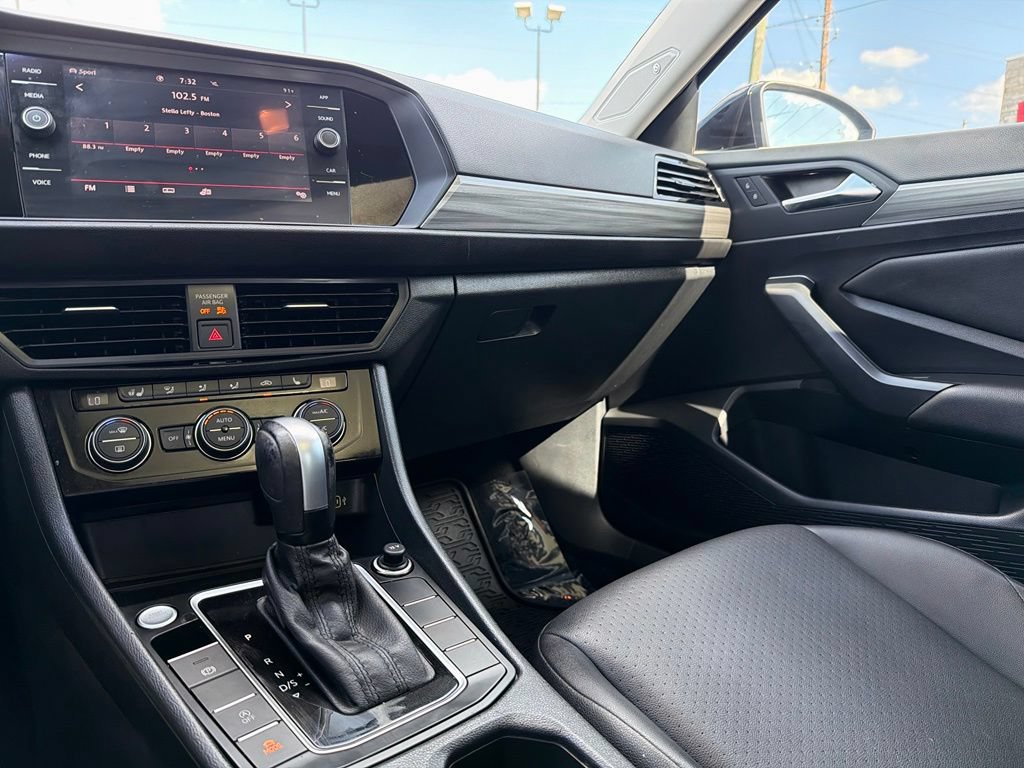 Used 2020 Volkswagen Jetta SEL FWD image 39