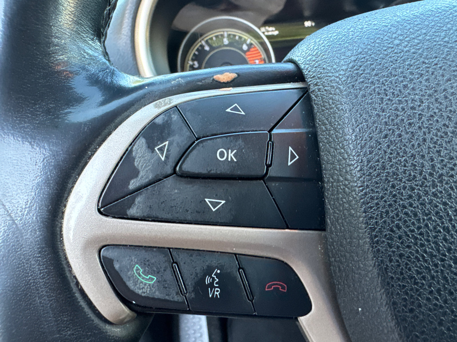 Used 2016 Jeep Cherokee Limited FWD image 33