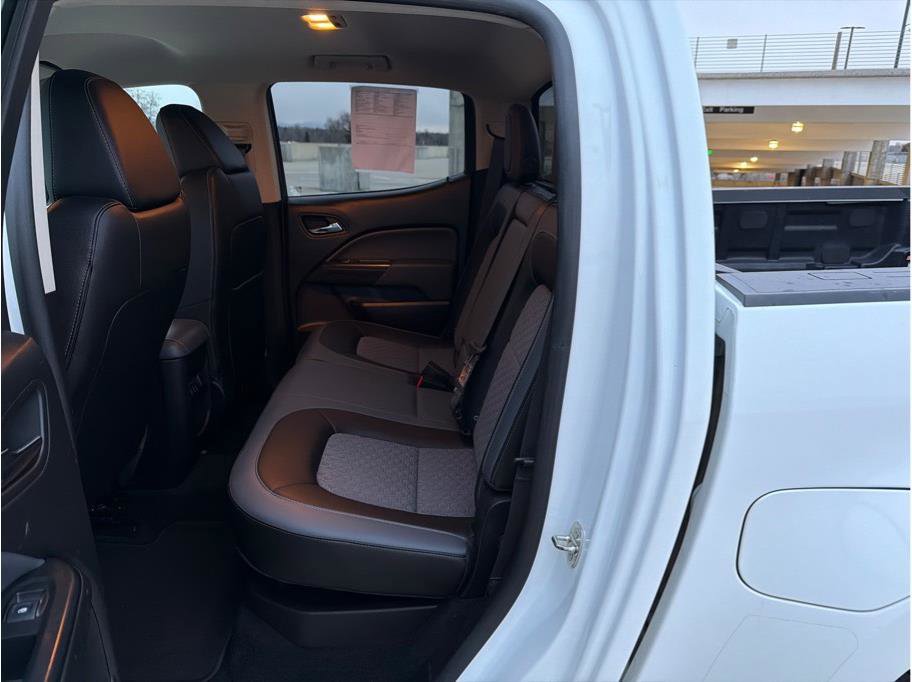 Used 2018 Chevrolet Colorado Z71 image 11