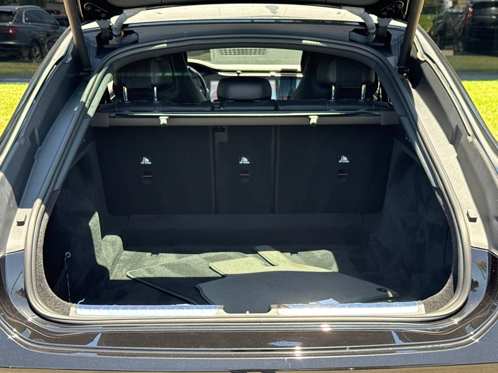 Used 2022 Mercedes-Benz EQS 580 4MATIC Sedan image 16