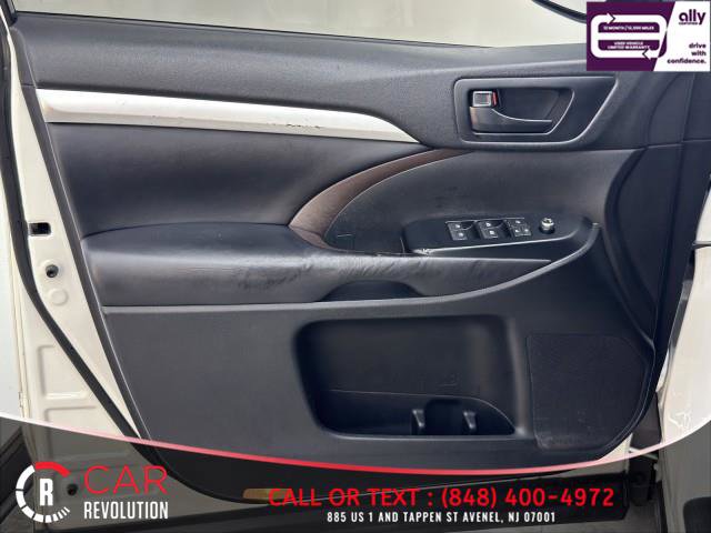Used 2019 Toyota Highlander Plus image 36