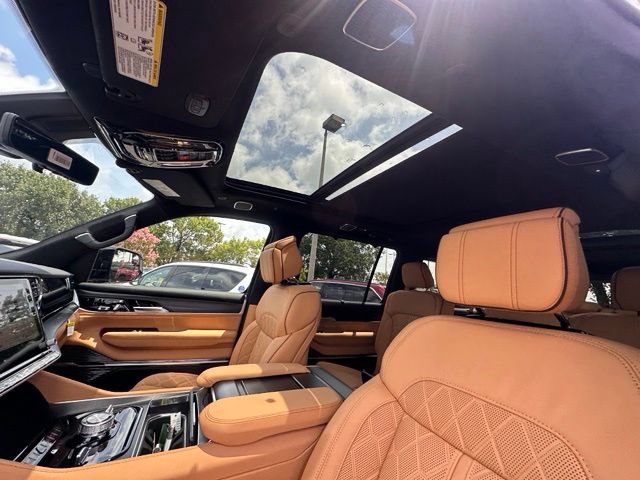 New 2026 Jeep Grand Wagoneer L Summit AWD/4WD image 24