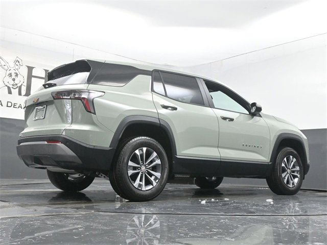 New 2026 Chevrolet Equinox LT w/ Convenience Package II image 11