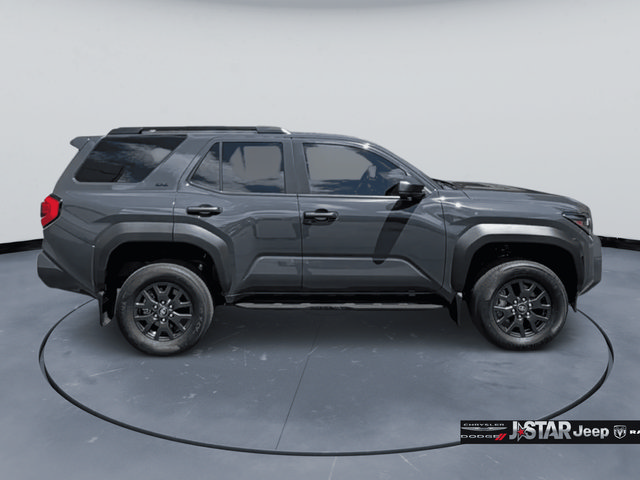 Used 2025 Toyota 4Runner SR5 AWD/4WD image 4