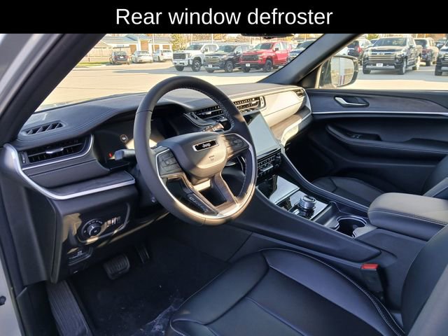 New 2025 Jeep Grand Cherokee Limited image 10