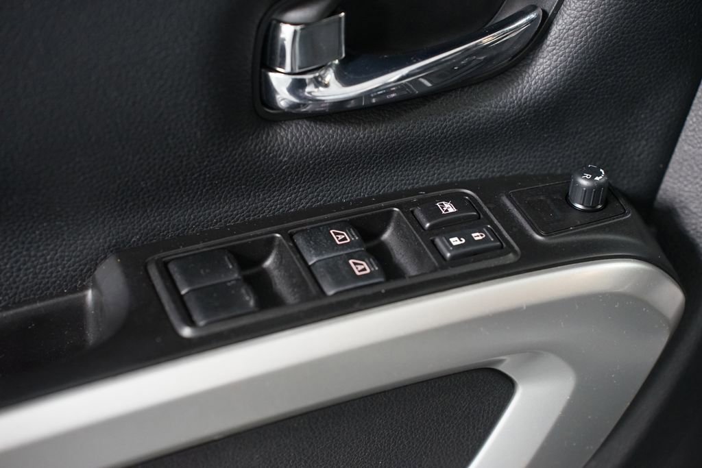 Used 2018 Nissan Titan PRO-4X w/ Pro-4x Utility Package image 32