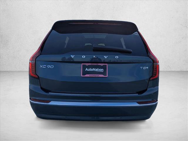 New 2026 Volvo XC90 T8 Plus w/ Protection Package Premier image 8