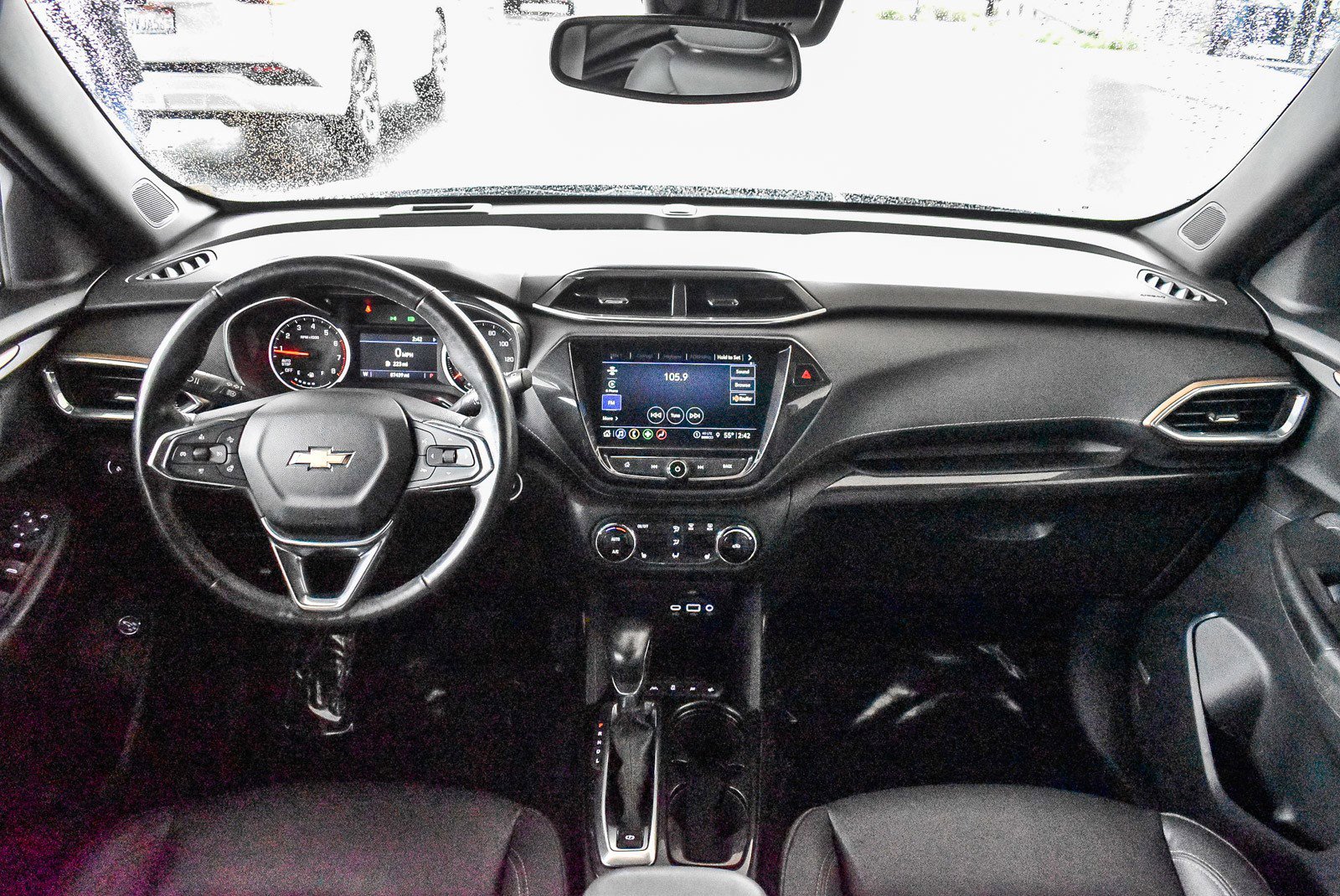 Used 2023 Chevrolet TrailBlazer ACTIV w/ Sun and Liftgate Package image 12