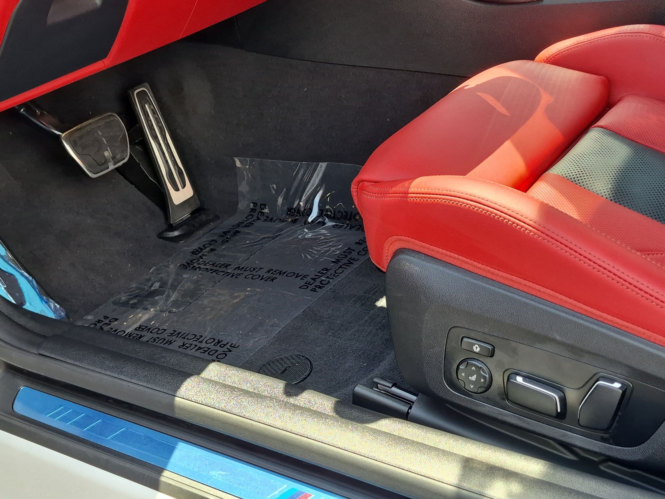 Used 2025 BMW M4 Competition w/ Parking Assistance Package RWD image 17