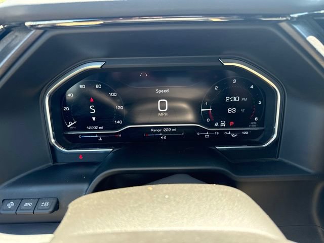 Used 2025 GMC Sierra 1500 AT4 w/ AT4 Premium Package AWD/4WD image 11