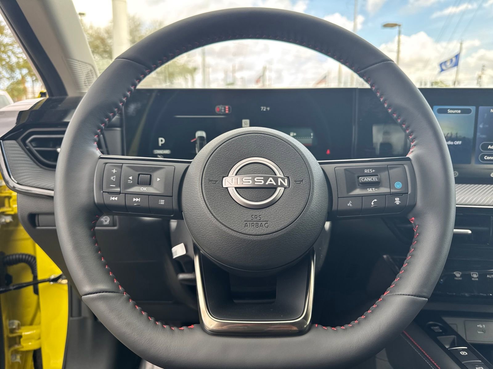 New 2026 Nissan Kicks SR w/ SR Premium Package FWD image 15