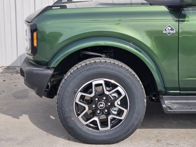 New 2025 Ford Bronco Outer Banks image 8