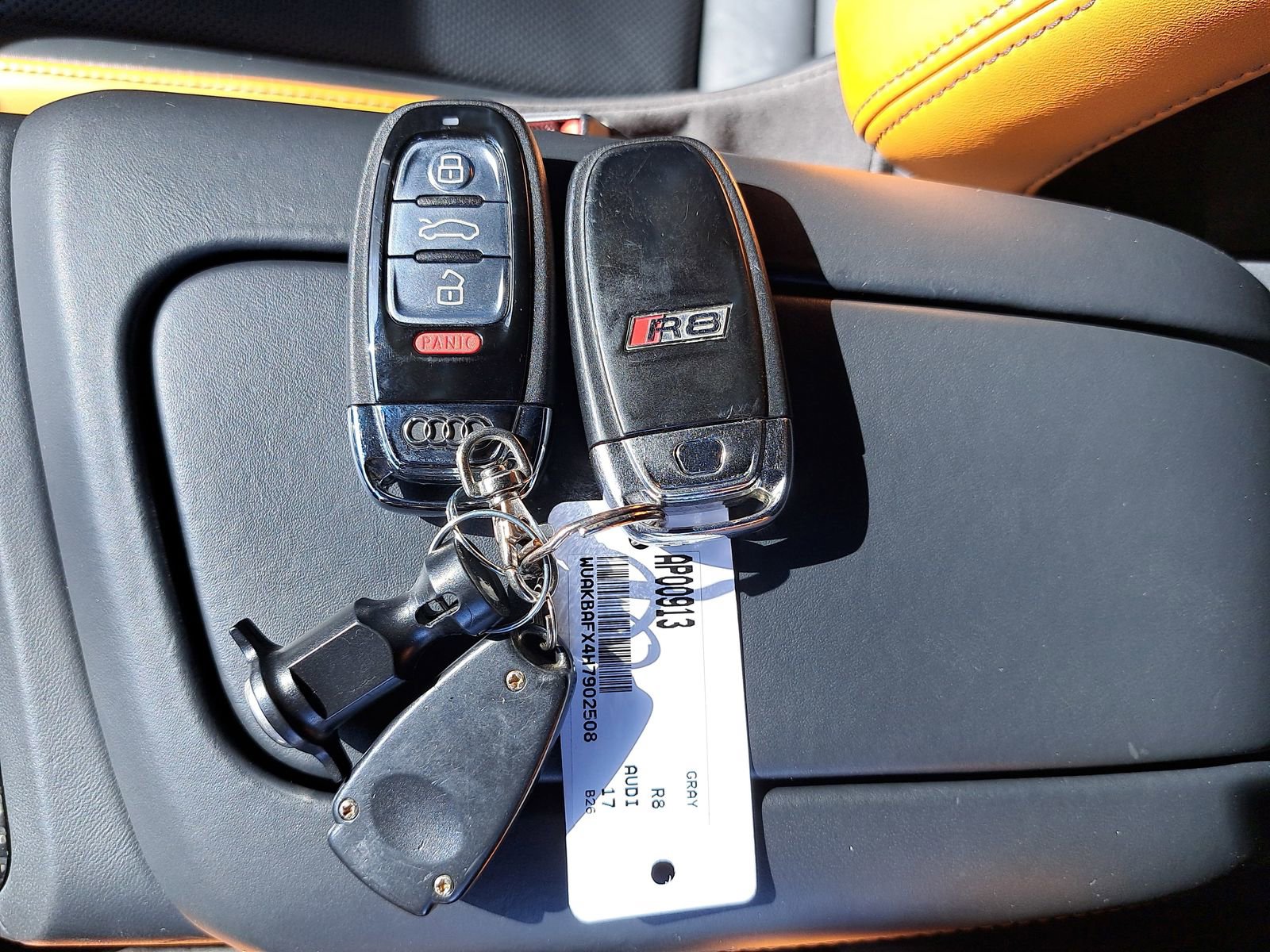 Used 2017 Audi R8 V10 plus w/ Full Leather Package image 10