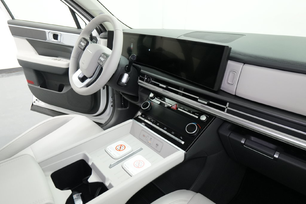 New 2026 Hyundai Santa Fe SE AWD/4WD image 24