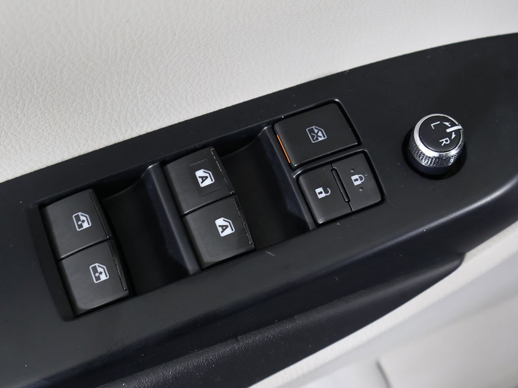 Used 2017 Toyota Highlander XLE image 43