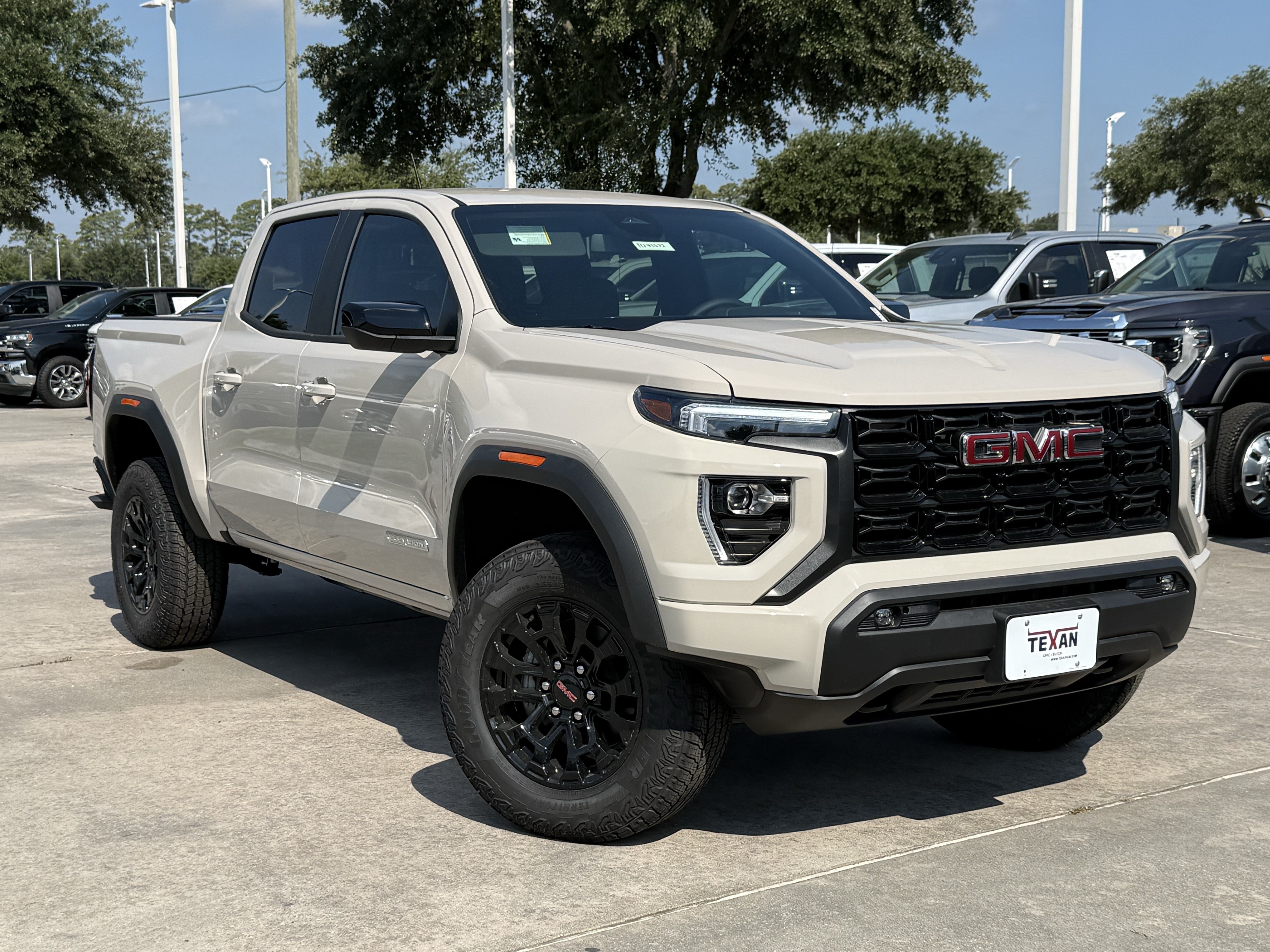New 2026 GMC Canyon Elevation w/ Convenience Package RWD image 2