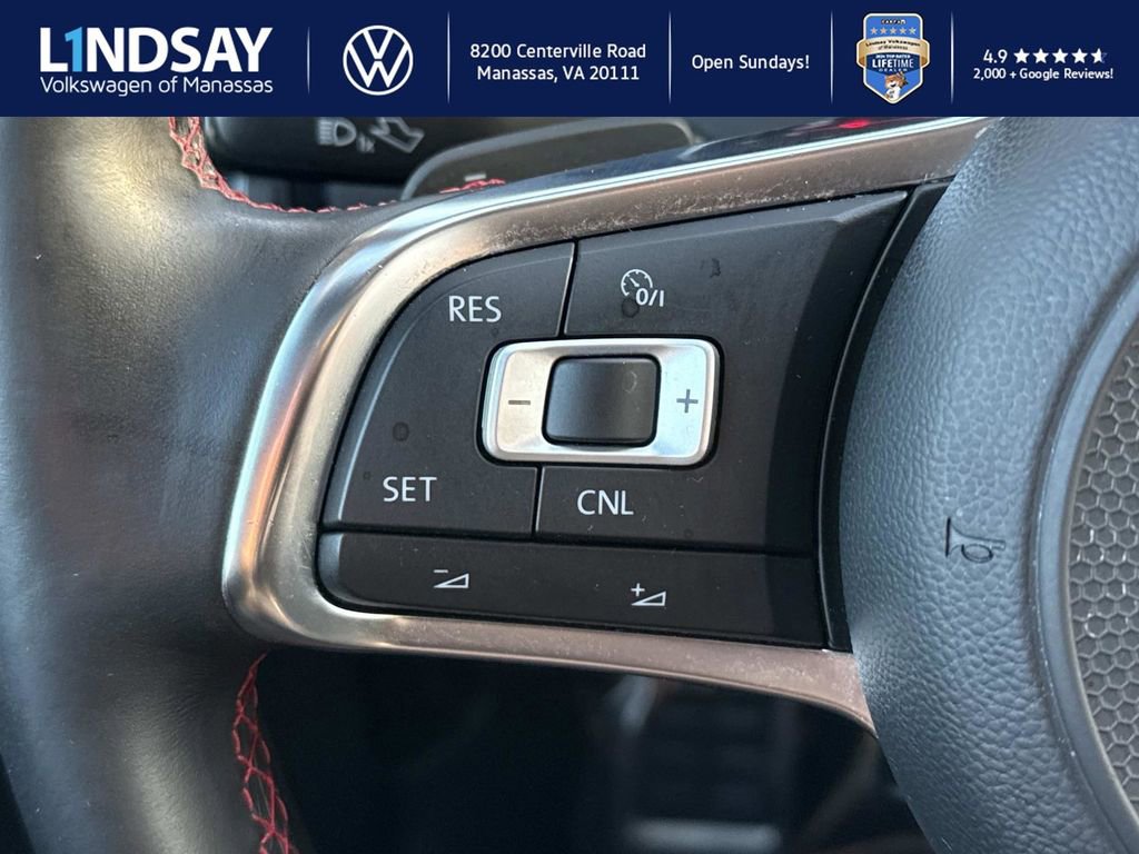 Used 2017 Volkswagen GTI SE image 21