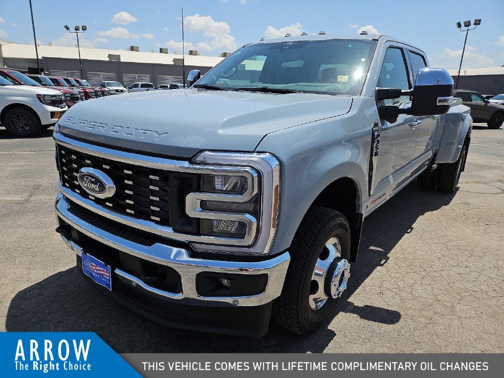 New 2026 Ford F350 King Ranch w/ Chrome Package AWD/4WD image 4