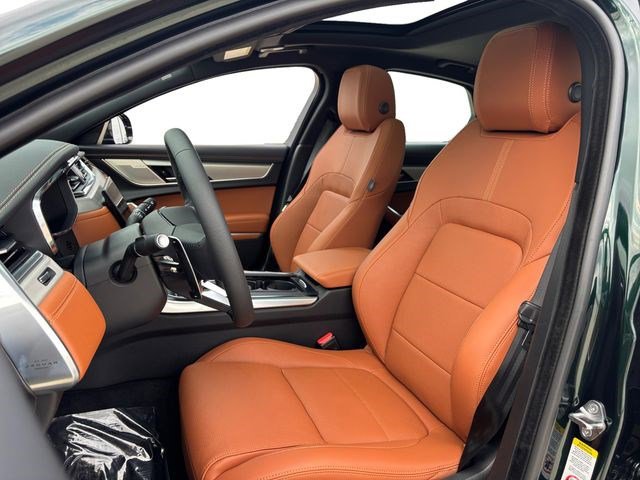 New 2024 Jaguar XF R-Dynamic SE AWD/4WD image 11