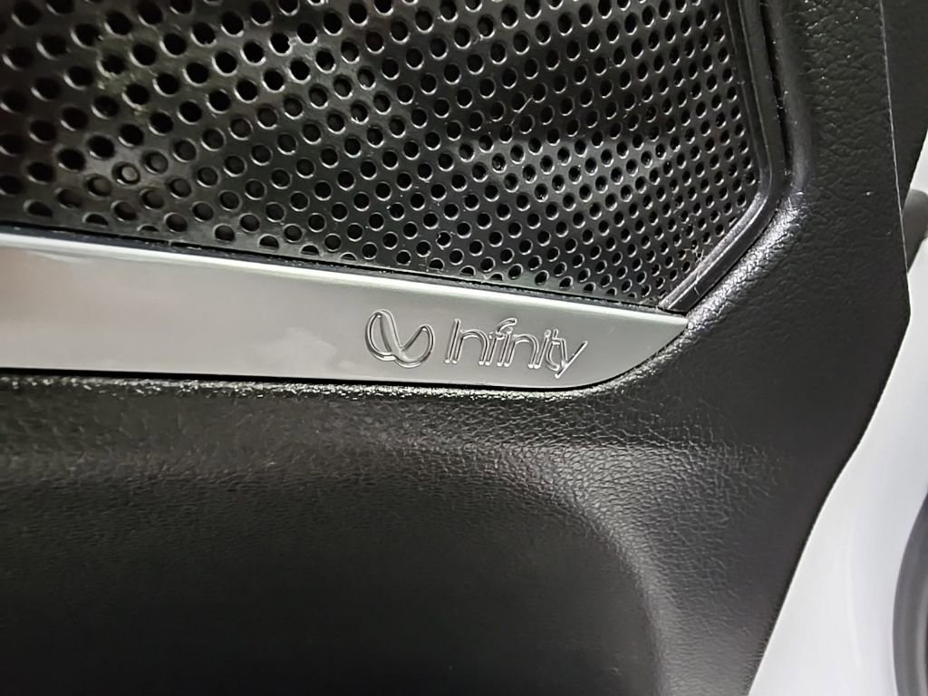 Used 2020 Hyundai Santa Fe Limited image 32