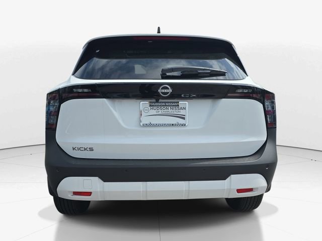 New 2026 Nissan Kicks SV w/ SV Premium Package image 8