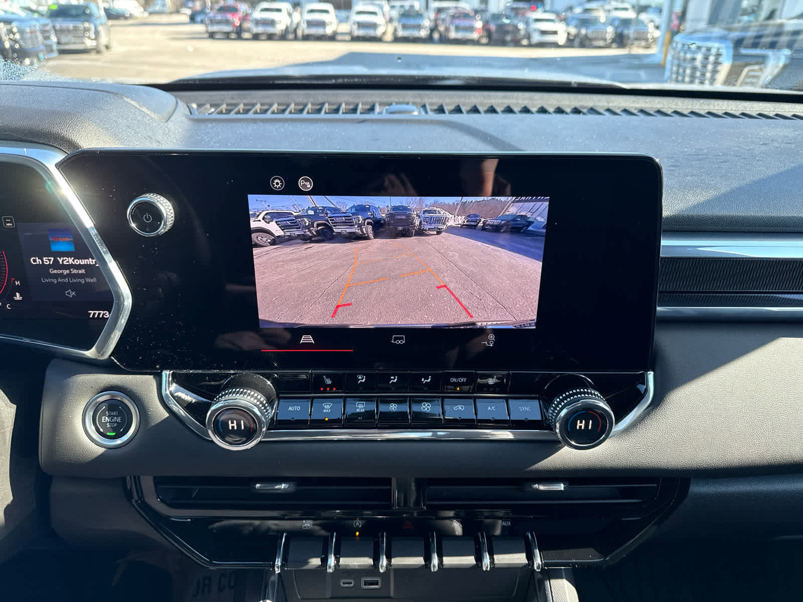 Used 2024 GMC Canyon Elevation w/ Elevation Premium Package image 20