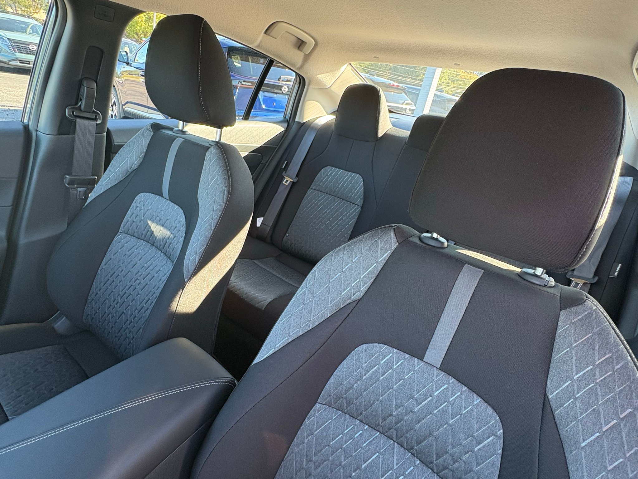 New 2027 Nissan Sentra SV w/ SV Convenience Package FWD image 18