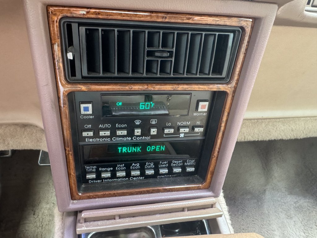 Used 1989 Cadillac Eldorado Coupe FWD image 23
