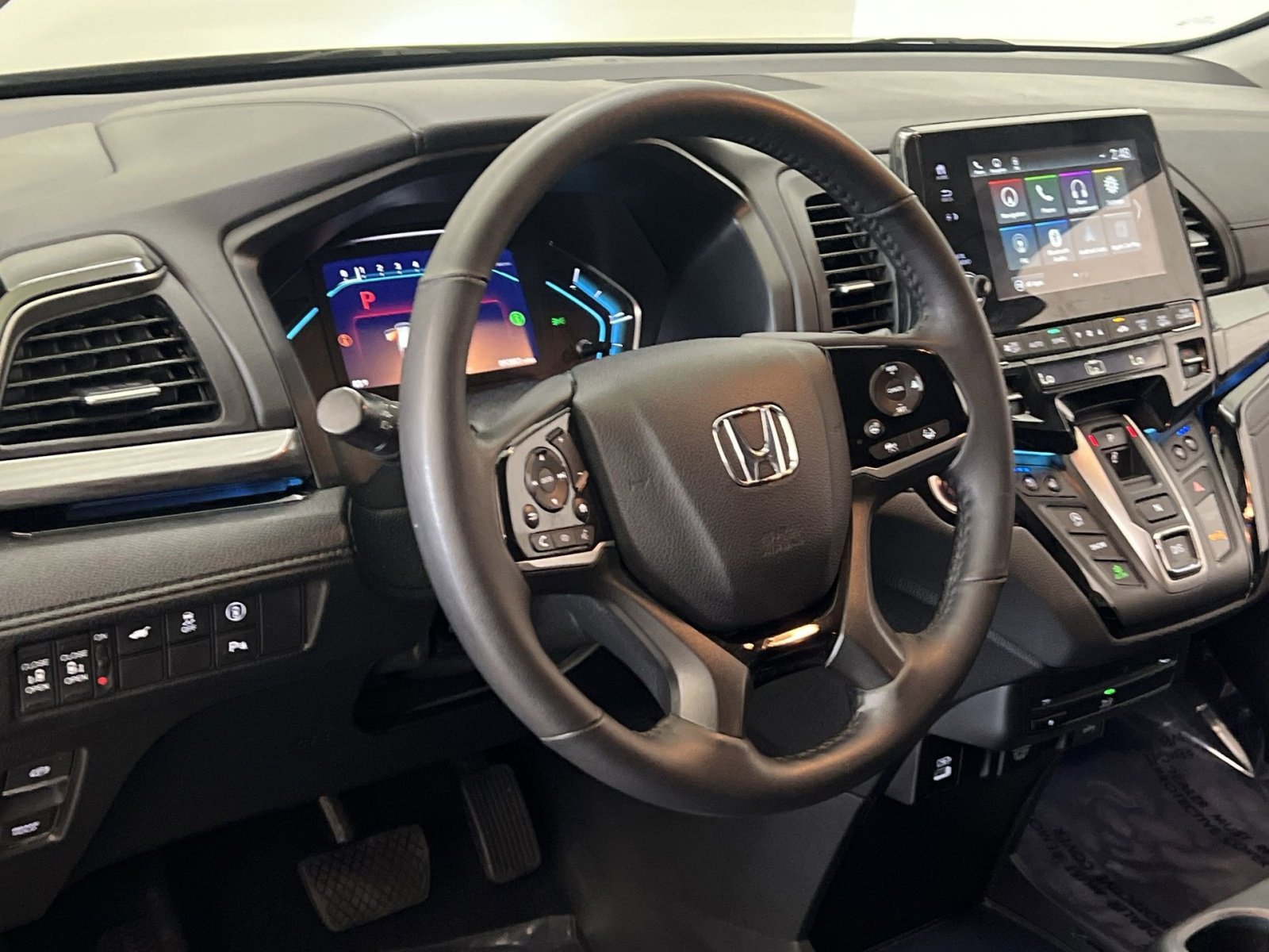 Used 2021 Honda Odyssey Elite image 15
