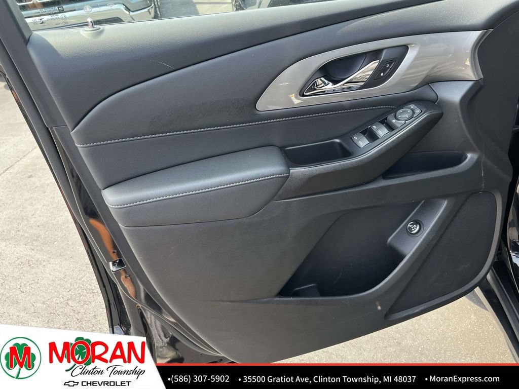 Certified 2023 Chevrolet Traverse LT FWD image 15