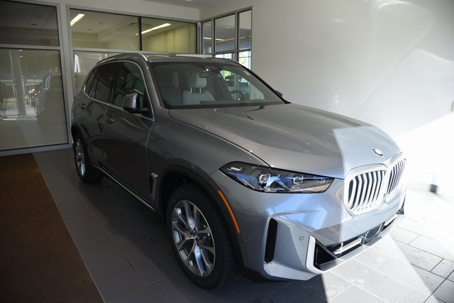 New 2026 BMW X5 xDrive40i image 5