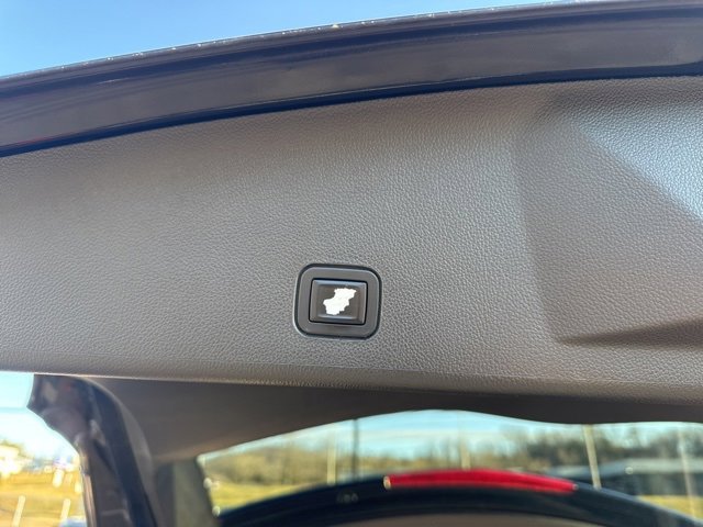 Used 2010 Cadillac SRX Premium image 12