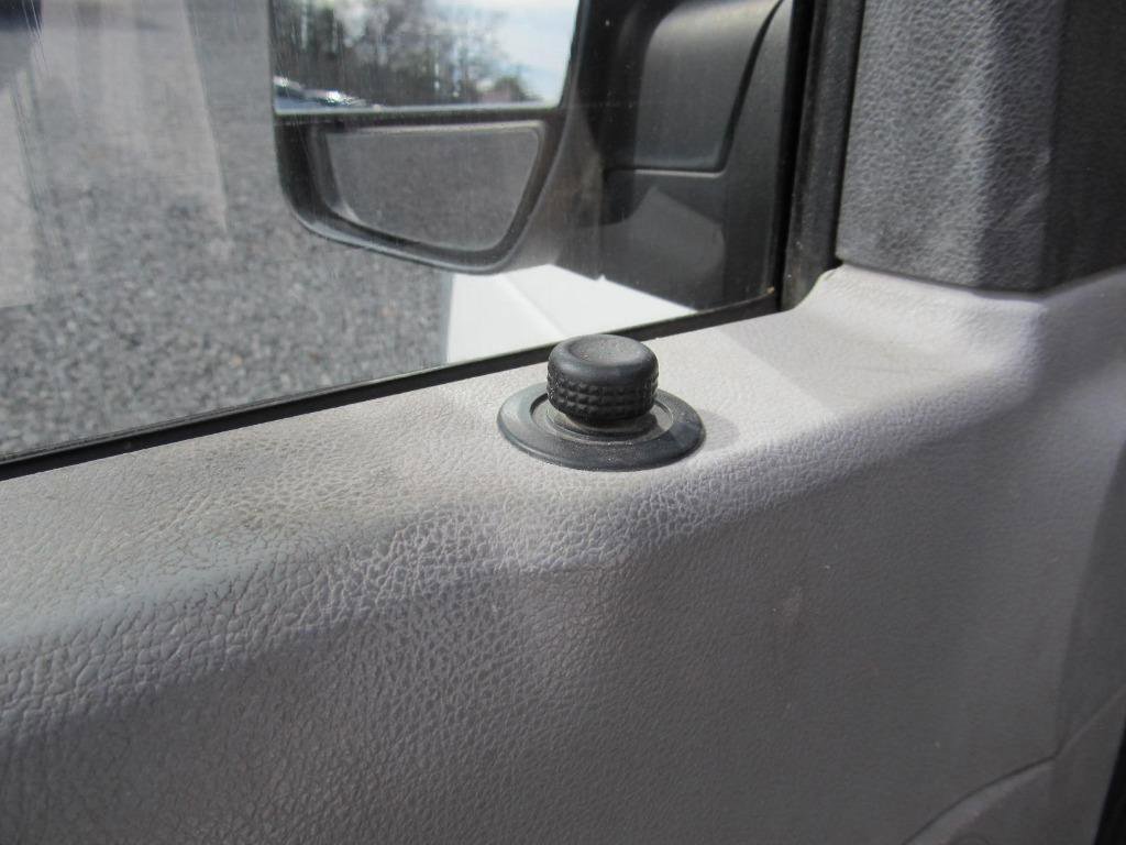 Used 2014 Ford E-250 and Econoline 250 w/ Power Group image 14