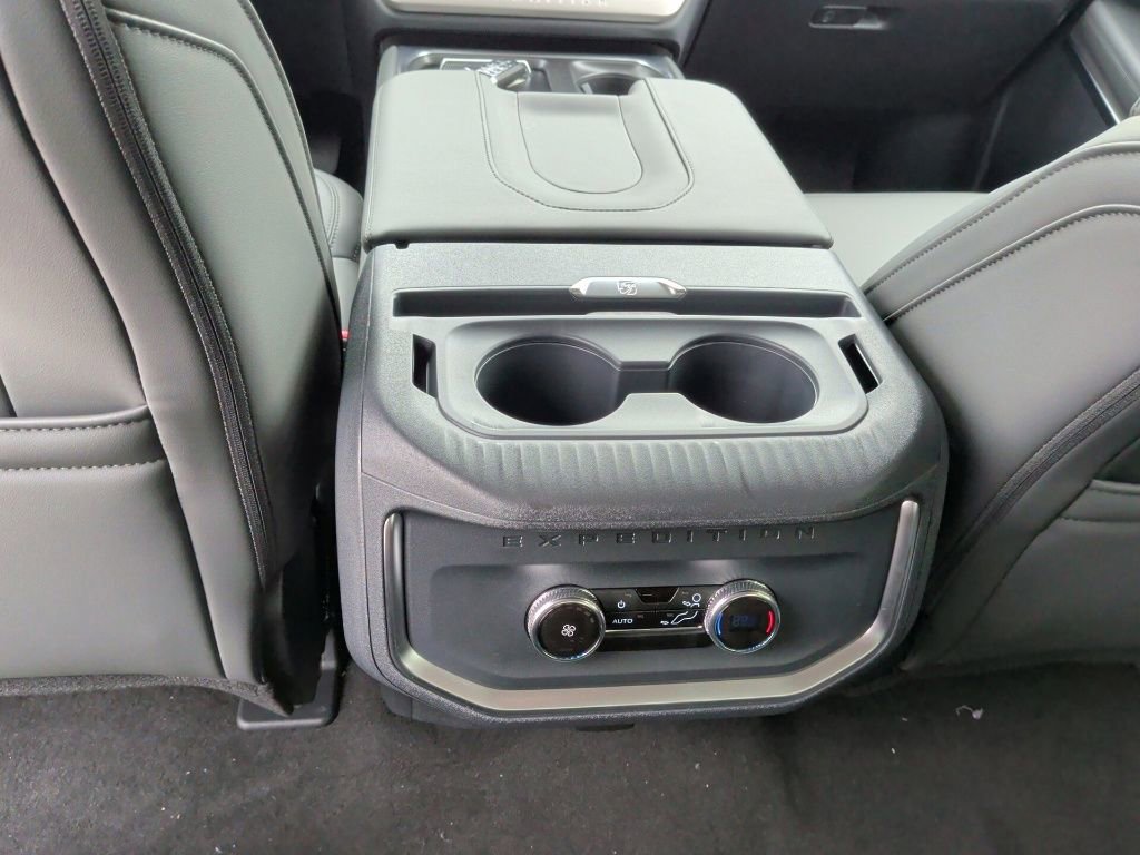 New 2026 Ford Expedition Max Active RWD image 36