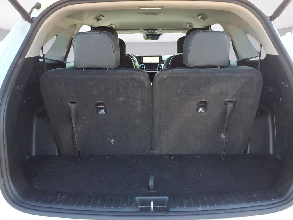 Used 2023 Kia Sorento EX AWD/4WD image 28