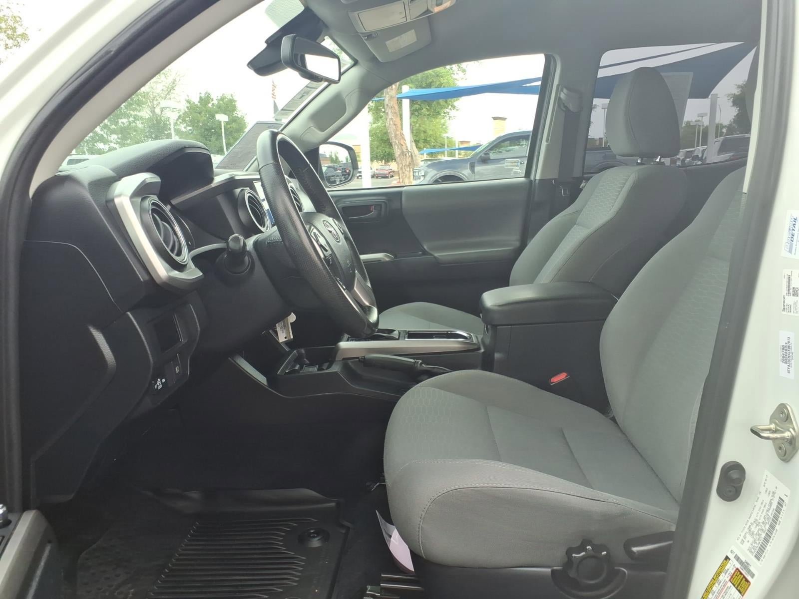 Used 2018 Toyota Tacoma SR5 RWD image 22