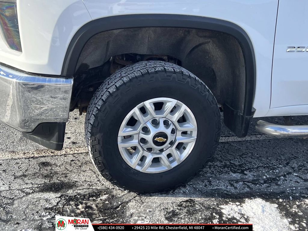 Used 2021 Chevrolet Silverado 2500 LT w/ Convenience Package image 10